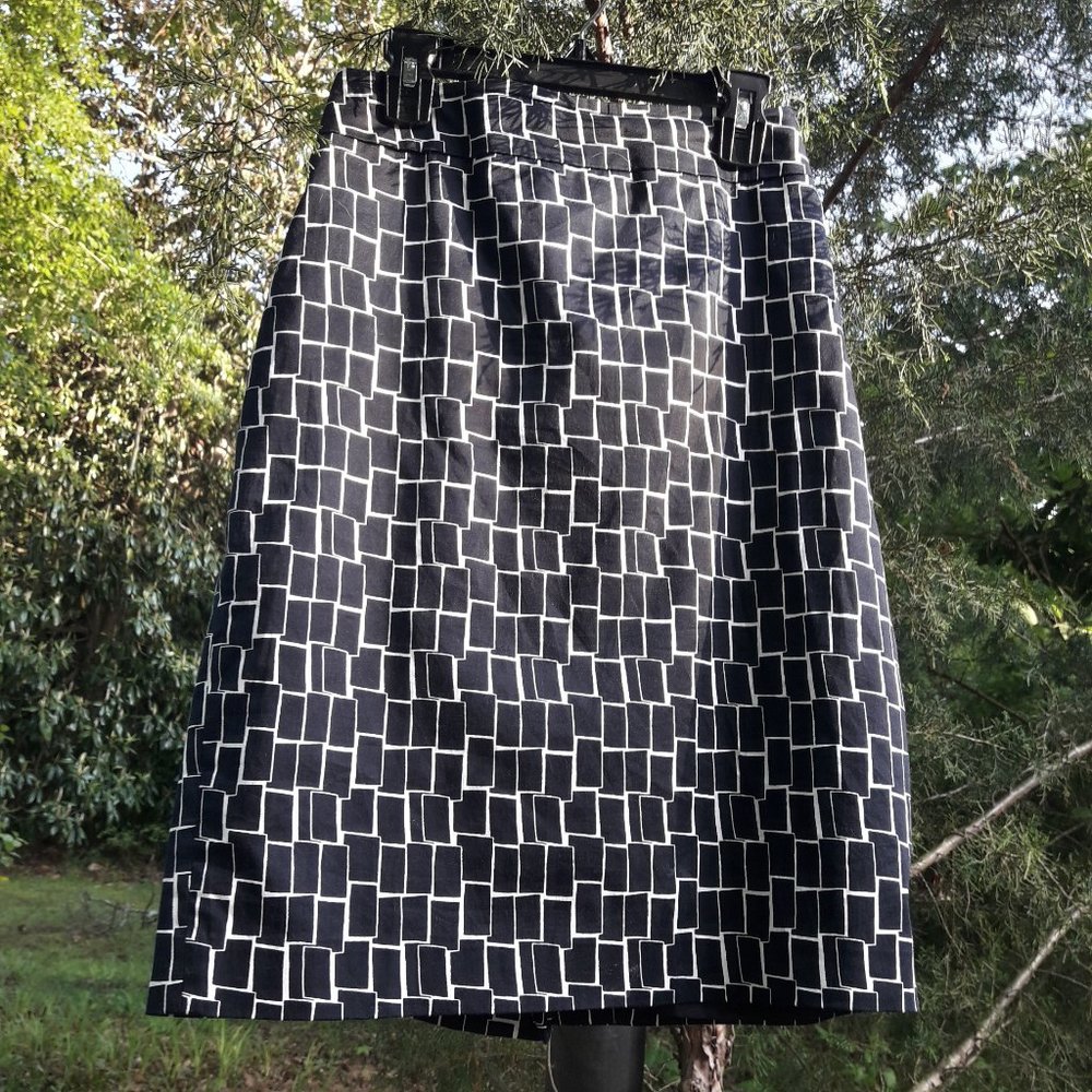 Black and White Skirts Pencil Skirt Ann Taylor 6 - Picture 5 of 6